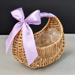 Handgewebter Weiden-Rattan-Blumenkorb Mit Wasserdichtem Futter Bandschleife Halbmond-Geflechtkorb Für Hochzeit Picknick Geschenkaufbewahrung