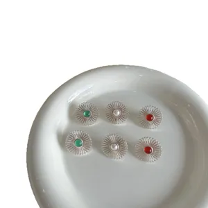 Eleganti set di orecchini a fiore con agata rossa avventurina verde e perle bianche