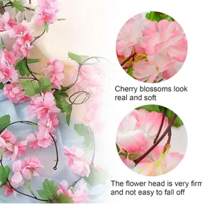 Détail macro des pétales de fleurs de cerisier artificielles et tige robuste