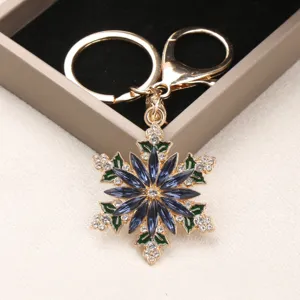 Elegant Alloy Rhinestone Christmas Snowflake Flower Keychain Gold Bag Charm Backpack Pendant Keyring For Women Holiday Gift
