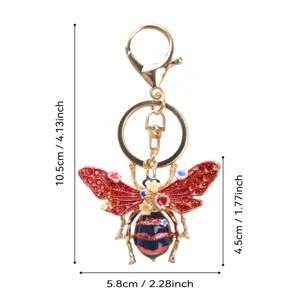 Detailansicht des Vintage-Bienen-Schlüsselanhängers, Abmessungen 10,5 cm x 5,8 cm, Gold