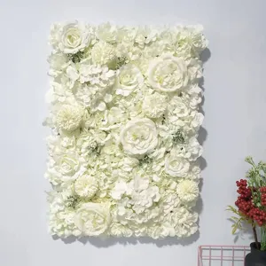 Vista macro detallada del panel de pared de flores de seda blancas rosas y hortensias