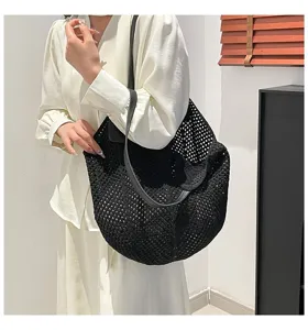 Zwarte gehaakte schoudertas gebreide shopper handtas voor dames casual strand vakantie zomer