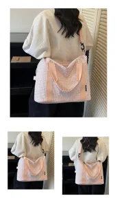 Gran bolso de viaje a cuadros rosas para mujer con correa para el hombro, ligero y cómodo.