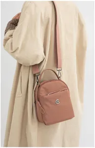 Bolso cruzado mini para mujer de nylon, bolso casual con múltiples bolsillos para uso diario.