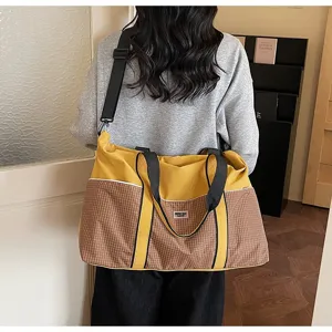 Grand sac de voyage et de sport avec separation sec humide, sac cabas en toile élégant.