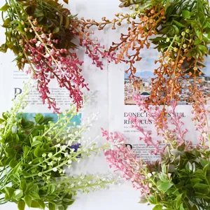 Ramos de eucalipto y lavanda artificiales coloridos para decoración del hogar y fotografía