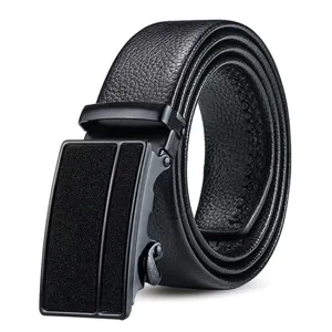 Detailed view of men's black automatic buckle belt featuring premium lychee texture.