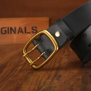 Vintage men's washed cowhide leather belt with a brass-tone needle buckle for casual jeans