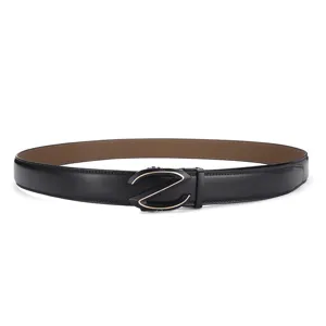 Close-up detail of men's genuine leather belt featuring a stylized Z automatic buckle