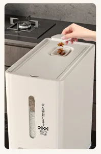 Detail of a 10kg press-type rice container with a moisture-proof top spice compartment.