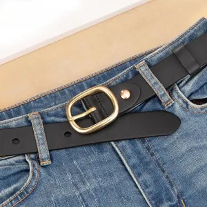 Women's minimalist genuine leather belt with gold-tone round buckle for jeans