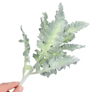Hojas artificiales de cineraria gris flocadas para decoración elegante de bodas y hogar