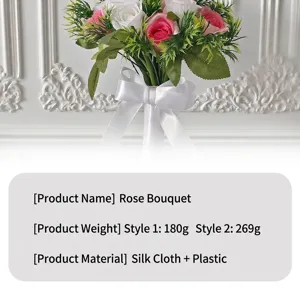 Detailansicht eines künstlichen Brautstraußes mit rosa und weißen Seidenrosen