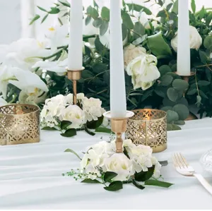 Anillos de velas de rosas blancas artificiales para centros de mesa de boda y fiesta
