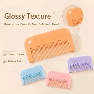 Set di mini pettini per capelli portatili in vari colori pastello con finitura lucida