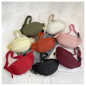 Sac de Poitrine Minimaliste Décontracté en Nylon Sac Banane de Sport Unisexe Couleur Unie Sac Bandoulière pour Voyage Quotidien