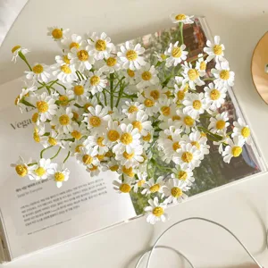 Künstliche weiße Kamille Gänseblümchen Blumenstrauß für nordische Tischdekoration