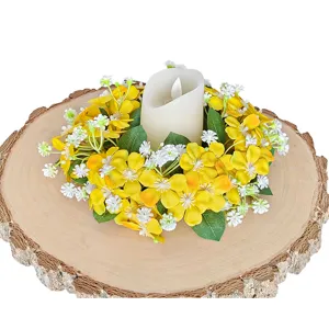 Couronne de bougie de fleurs sauvages artificielles avec LED pour déco de fête.