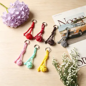 Handgewebter Ball Schlüsselanhänger Bunter Chinesischer Knoten Glücksbringer Affenfaust Knoten Tasche Anhänger Für Autoschlüssel Zubehör Geschenk