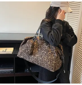 Borsa da viaggio leopardata da donna, grande borsa a tracolla tote per il tempo libero.