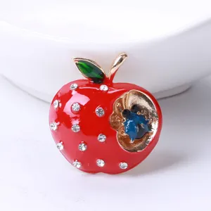 Enamel Red Apple Brooch For Women Rhinestone Fruit Pin Badge Graduation Teachers Day Christmas Jewelry Gift