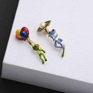 Creative Cartoon Frog Brooch Alloy Enamel Colorful Balloon Animal Brooch Badge Pin For Women Men Fashion Decorative Jewelry