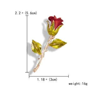 Detailed rose brooch with 5.6cm height and 3cm width measurements, 16g weight