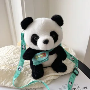 Adorable bolso bandolera de panda de peluche para niños, regalo o recuerdo con correa verde.
