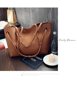 Braune Leder Shopper Tasche Detail, lässige minimalistische Umhängetasche für Damen Alltag.