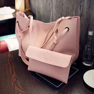 Rosa Kunstleder Shopper Tasche mit passender Clutch, elegante Damen Schultertasche.