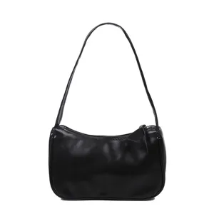 Schwarze minimalistische Damentasche aus PU Leder, schicke elegante Achseltasche für Alltag.