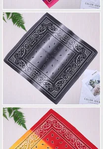 Vista detallada de bandanas de paisley negras y rojas sobre un fondo de madera clara.