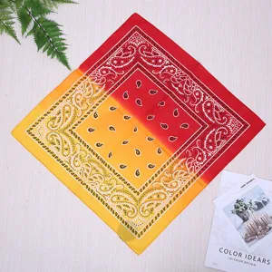 Pañuelo cuadrado de paisley con degradado rojo y amarillo para deportes al aire libre