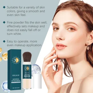 Poudre fixatrice solaire minérale avec pinceau intégré, protection SPF35 pour un maquillage mat.