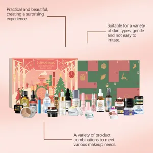 Vue détaillée du coffret cadeau calendrier de l'Avent soins visage avec sérums et crèmes.