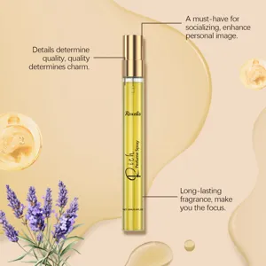 Detaillierte Ansicht des Roxelis Lavendel-Parfümsprays mit eleganten Blumenelementen