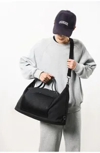 Grand sac de voyage de loisirs en toile et sac a bandouillere elegante pour voyage