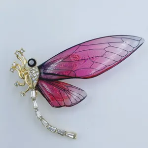 Vintage Luxury Alloy Rhinestone Dragonfly Brooch For Women Niche Design Insect Lapel Pin Fashion Suit Dress Accessory Jewelry Gift
