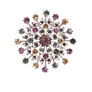 Élégante broche fleur en cristal vintage avec pierres multicolores et monture dorée
