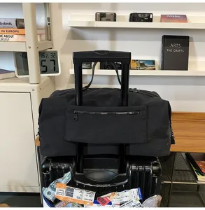 Grand sac de voyage noir de grande capacité avec sangle de valise bagage décontracté