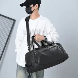 Sac de Voyage Imperméable Homme Grand Capacité Sac de Sport Fitness Casual Bagage Rucksack