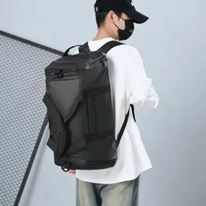 Sac à dos de voyage multifonctionnel imperméable pour homme, grand sac de sport étanche.