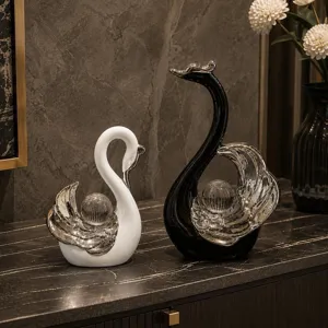 Moderno Ceramica Cigno Coppia Statuetta Con Palla Di Cristallo Lusso Da Tavolo Ornamenti Per Soggiorno Mobile TV Home Decor