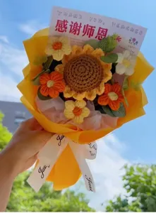Handmade crochet sunflower bouquet detail, perfect teacher's day gift and party decor.