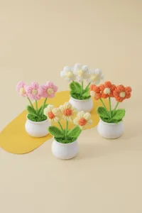 Handgemachte gehäkelte Topfblumen süße gestrickte Sonnenblume Gänseblümchen Pflanze Set