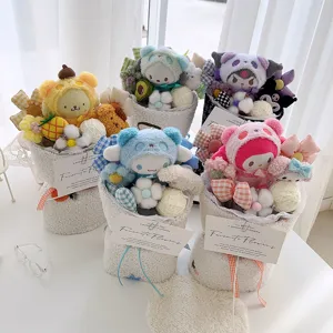 Assortimento di bouquet di peluche Sanrio per i regali di San Valentino e del Festival Qixi