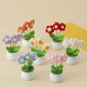 Handgemachte Häkelblumen im Topf süße Strickgarn Pflanzen Ornamente für Heimdekoration Geschenk
