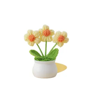 Handgemachte Häkelblume Topfpflanze gestrickte Sonnenblume Heimdekoration süßes Geschenk.