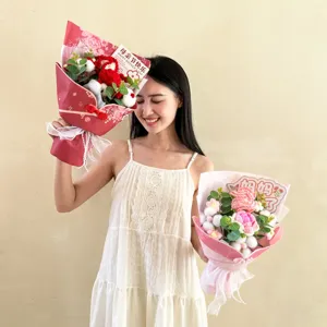Handmade crochet flower bouquet detail, exquisite carnation and rose design, perfect mother gift.